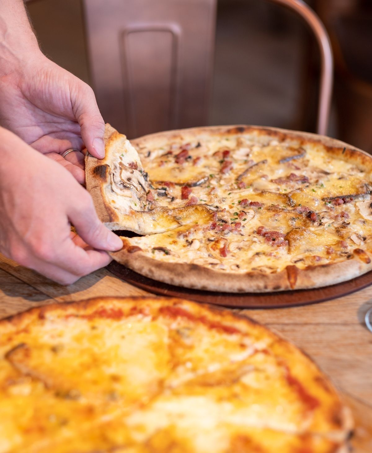 should_generate_image_description